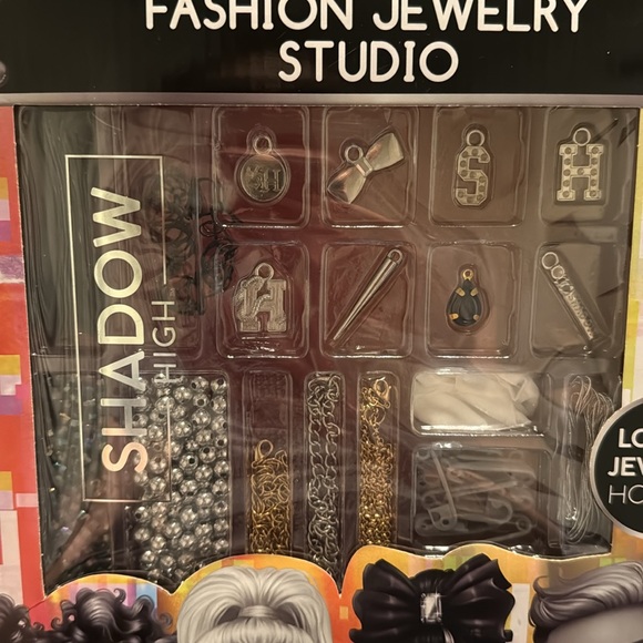 SHADOW HIGH FASHION JEWELERY - Picture 5 of 8